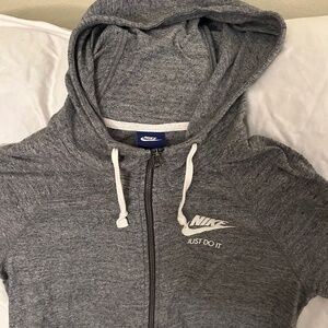 Men’s Nike Sweatshirt